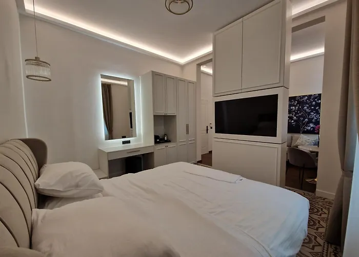 Jensen Luxury Suites