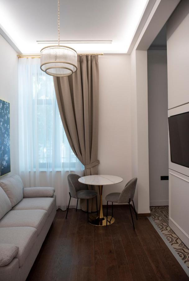 Jensen Luxury * Rhodes City