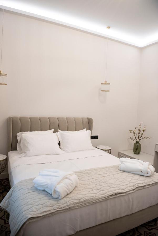 Jensen Luxury Aparthotel