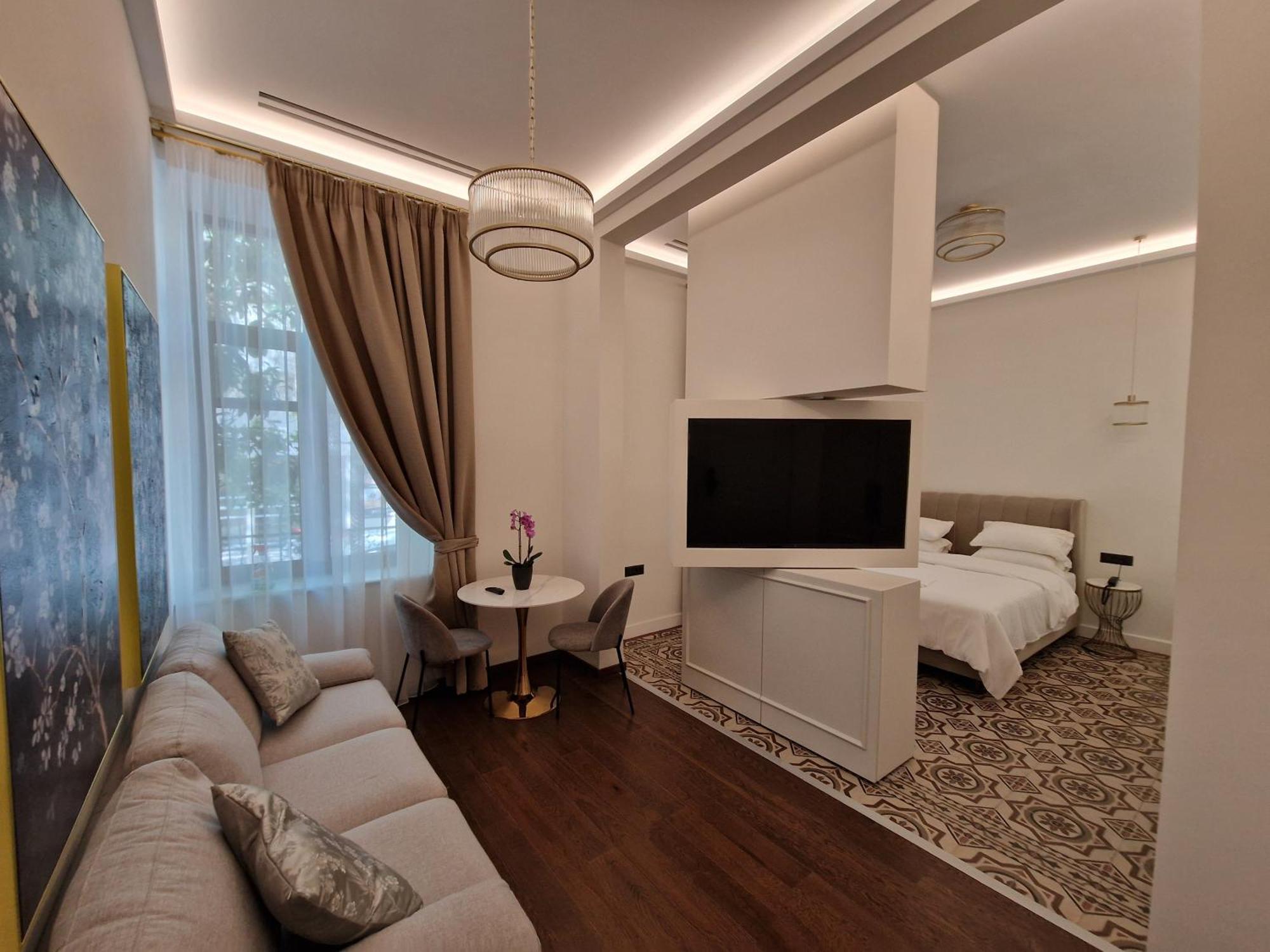 Jensen Luxury Aparthotel *